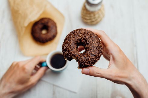 Terlalu Banyak Konsumsi Makanan dan Minuman Manis Memicu Kurang Gizi