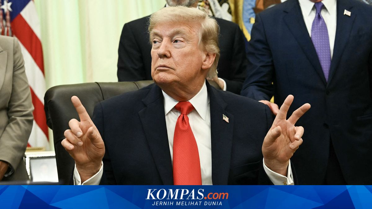 Trump Blak-blakan Mengaku Minta Infantino Tinjau Skorsing Balogun