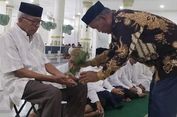 Tradisi Peusijuek Antar Jemaah Haji Asal Aceh besar Sebelum Berangkat ke Tanah Suci