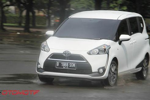 Daftar Fitur Keamanan Toyota Sienta