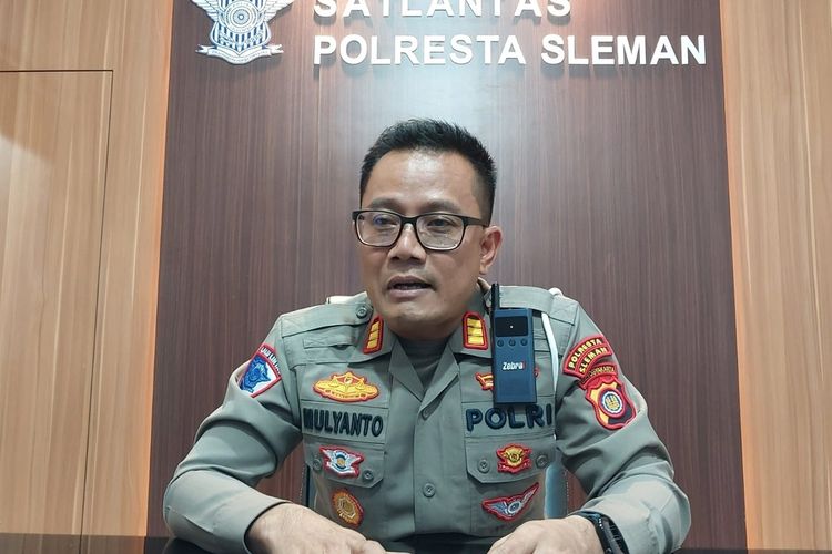 Pejabat UGM Datangi Polres Sleman, Tanya Proses Hukum Kecelakaan Maut yang Libatkan Dua Mahasiswanya