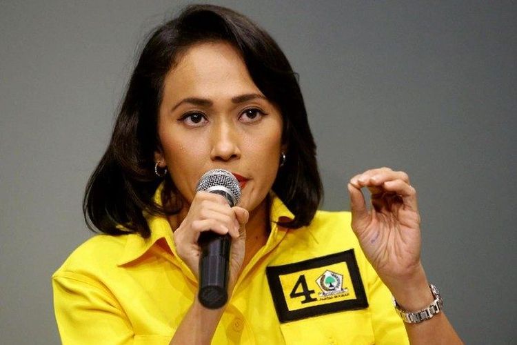 Anggota Dewan Perwakilan Rakyat (DPR) Republik Indonesia (RI) dari Daerah Pemilihan (Dapil) Daerah Khusus Ibukota (DKI) Jakarta II Christina Arya meminta Pemerintah Provinsi (Pemprov) DKI Jakarta mengevaluasi kebijakan perubahaan 22 nama jalan di ibu kota.