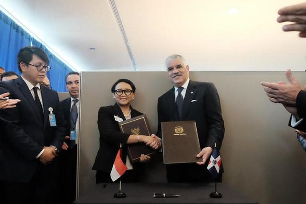 Hari pertama SMU PBB ke-74 telah dimanfaatkan Menlu Retno untuk melakukan delapan pertemuan bilateral.