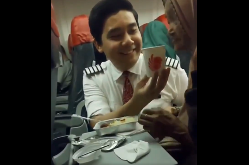 Pengakuan Sosok Perekam Video Pramugara Lion Air yang Suapi Seorang Nenek di Pesawat