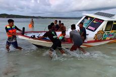 Pakai Papan Selancar, 2 Turis Asing Bantu Evakuasi Korban yang Jatuh dari Kapal di Rote Ndao
