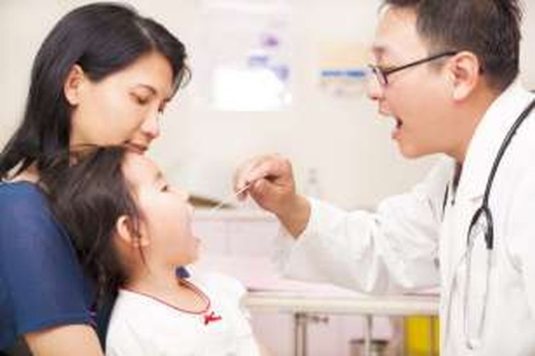 Ilustrasi medical check-up pada anak.