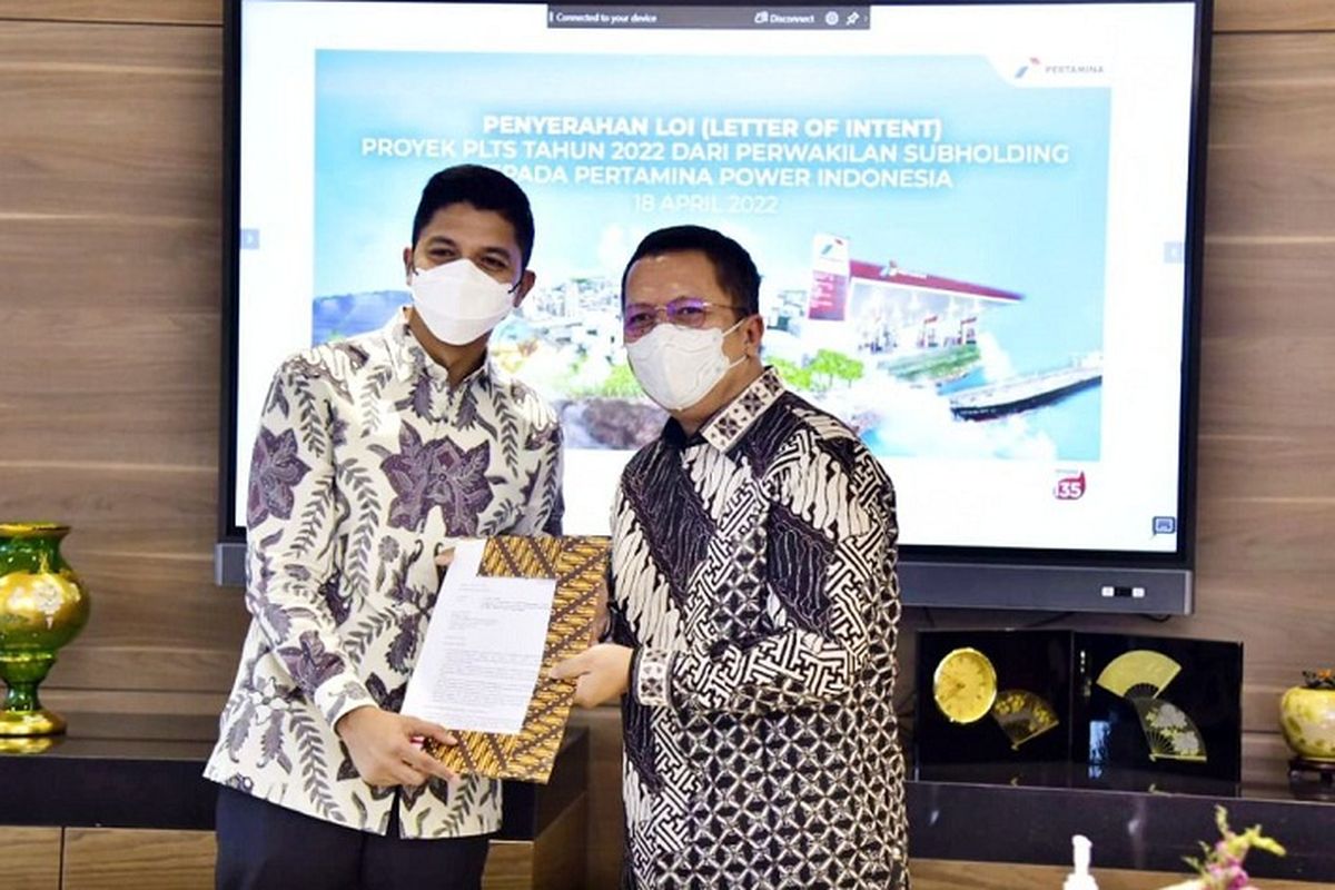 PT PGN Tbk dan PT Pertamina Rosneft Pengolahan dan Petrokimia (PRPP) meneken kerja sama penyediaan gas bumi di Grass Root Refinery (GRR) Tuban pada Senin (18/4/2022). 