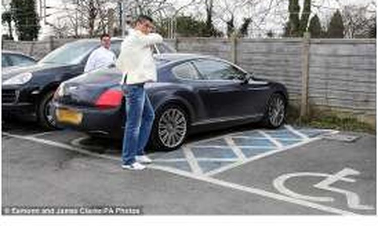 Cristiano Ronaldo membeli Bentley Continental GT Speed ini pada 2008 ketika masih menjadi pemain Manchester United.