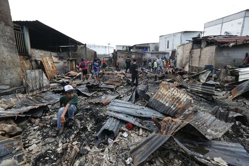 Blak-blakan Keluarga Korban Kebakaran Plumpang, Klaim Diberi “Uang Tutup Mulut” oleh Pertamina