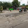 Jalan Rusak di Kaliabang Bekasi Belum Diperbaiki karena Anggaran Diprioritaskan untuk Covid-19