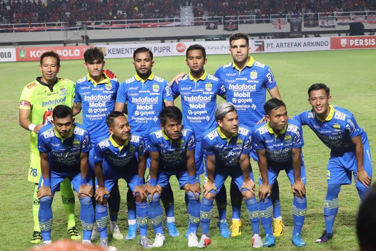 Skuad Persib Bandung pada laga kontra Persis Solo di Stadion Manahan, Solo, Sabtu (15/2/2020) hanya memainkan satu bek sentral murni yakni, Fabiano Beltrame.