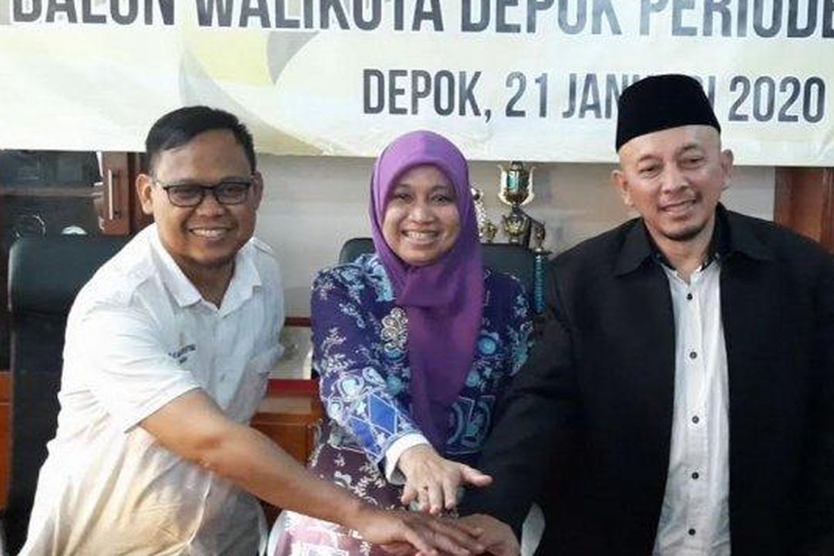 Tiga bakal calon Wali Kota Depok 2021-2026 yang diusung PKS, kiri-kanan: Imam Budi Hartoni, T Farida Rahmayanti, dan Hafid Nasir saat jumpa pers di Kantor DPD PKS Kota Depok, Pancoran Mas, Depok, Selasa (21/1/2020). 
