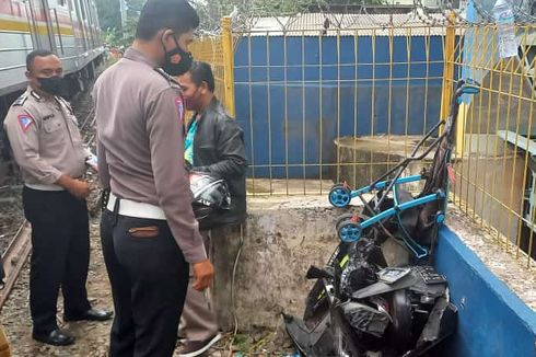 KRL Lindas Motor di Tanah Abang, Polisi: Yang Salah 