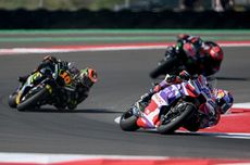 Drama MotoGP Mandalika 2023, 7 Pebalap Crash Termasuk Martin dan Marquez