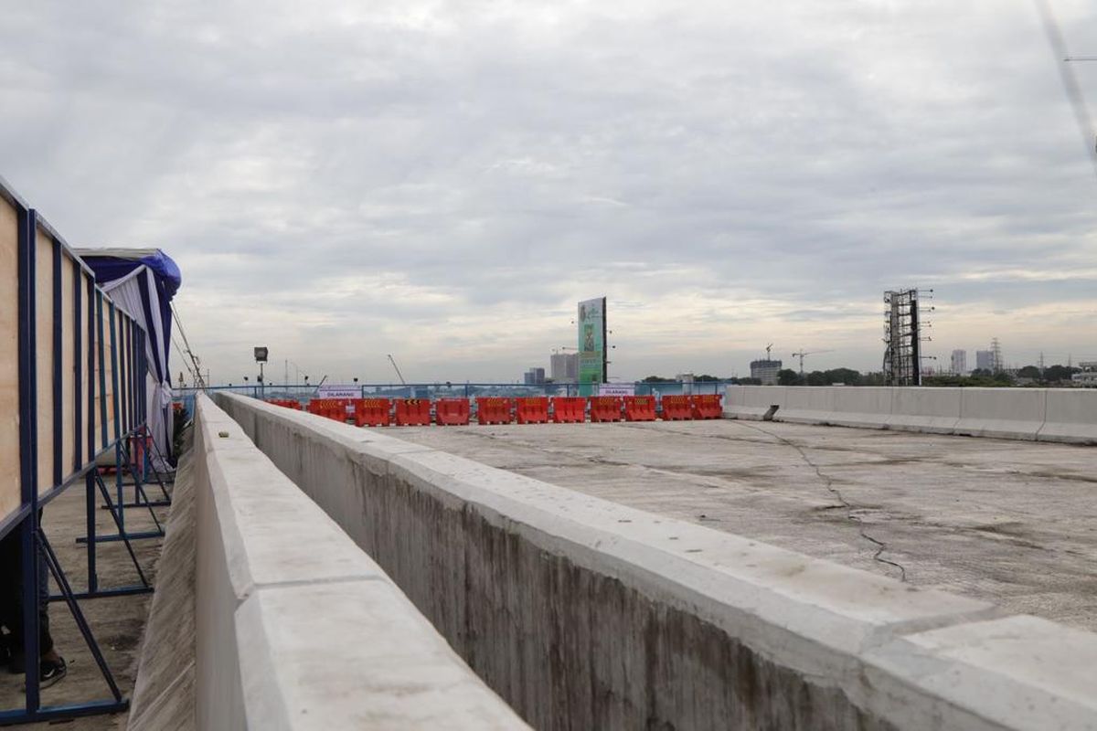 Jalan Tol Becakayu