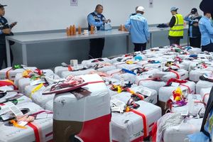 Siasat Jemaah Haji Akali Regulasi Bandara: Pakai Baju 10 Lapis, Zamzam Dibalut Lakban