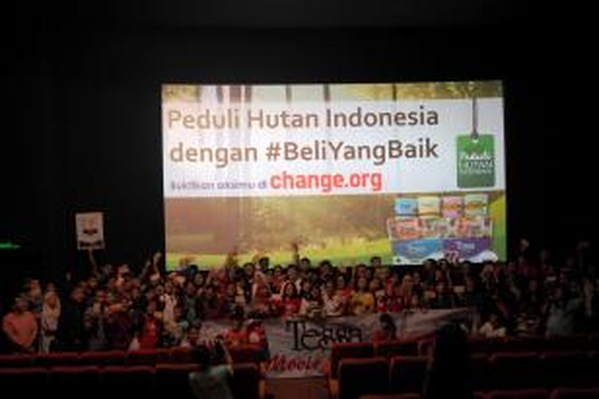 Tessa mengajak para pengguna media sosial untuk menyatakan dukungannya terhadap ikrar #BeliYangBaik lewat sebuah acara gathering  bertajuk #TessaMovieMania2 pada hari Sabtu 21 November 2015 di XXI Planet Hollywood Jakarta.