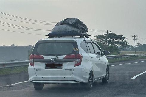 Cara Paling Aman Bawa Barang di Atap Mobil Saat Mudik