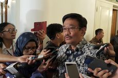 Djarot Ingin Langkah Persuasif Dulu untuk Tertibkan PKL Tanah Abang