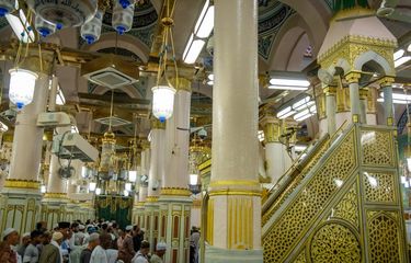 ilustrasi Raudhah Masjid Nabawi.