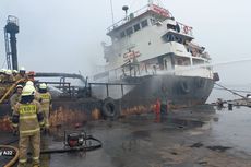 Damkar Pastikan Tak Ada Korban Jiwa dalam Kebakaran Kapal Pengangkut BBM di Pelabuhan Marunda