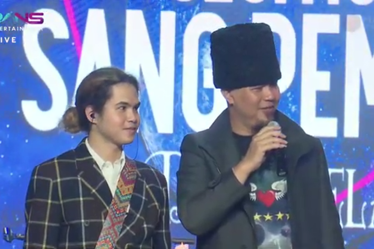 Penyanyi Dul Jaelani bersama Ahmad Dhani, di konser virtual live, Segitiga Sang Pemuja, Minggu (29/11/2020).