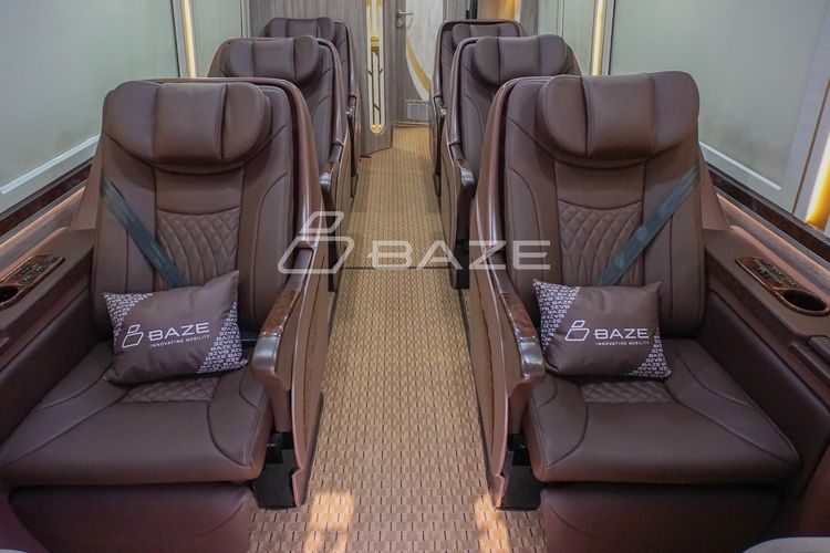 Modifikasi kabin bus buatan Baze