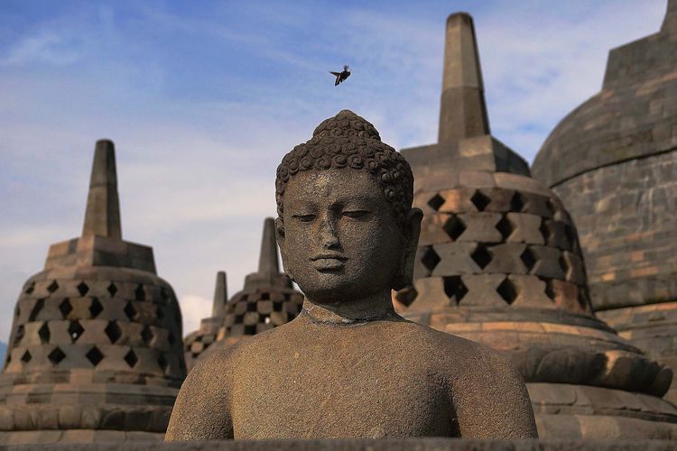 Patung Candi Borobudur