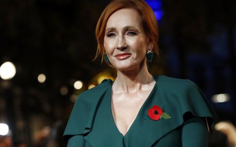 JK Rowling to Return Award from Organization Linked to the Kennedy Family