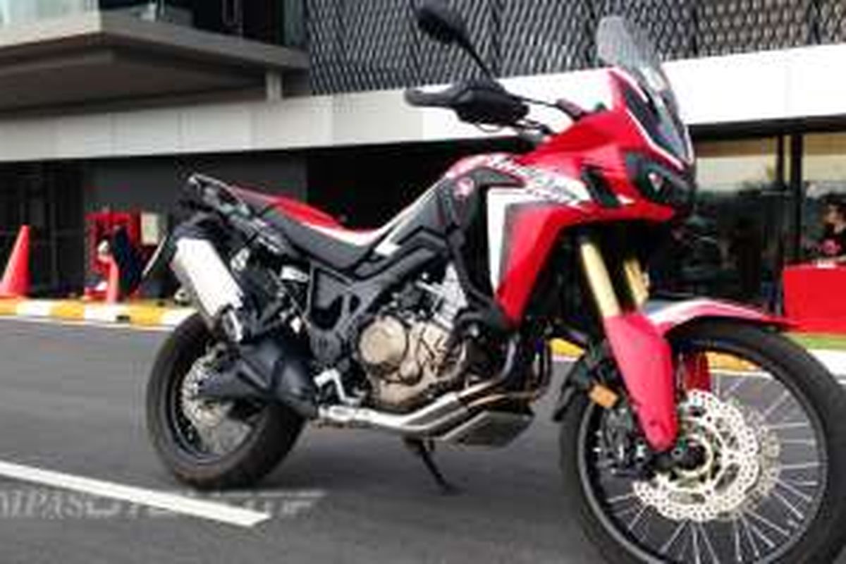 Honda CRF1000L Africa Twin.