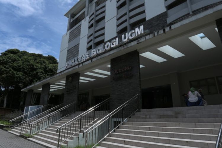 Program studi (prodi) Biologi Fakultas Biologi UGM berhasil meraih posisi pertama versi Quacquarelli Symonds World University Rankings (QS WUR) 2021.  