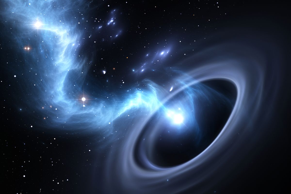 Ilustrasi material luar angkasa dan bintang masuk ke dalam pusara lubang hitam supermasif. Studi baru ungkap lubang hitam dekat Bumi kemungkinan berjarak sangat dekat dengan planet ini.