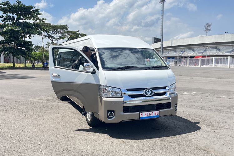 PO Bagong Hadirkan Travel Malang-Surabaya Pakai Mobil Listrik Lokal