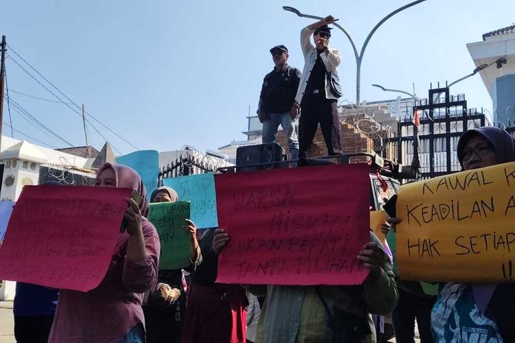 Orangtua Siswa Geruduk DPRD Jabar, Tuntut Investigasi dan Pansus SPMB