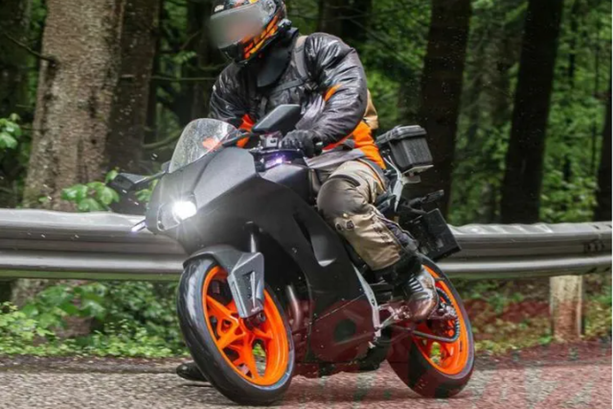 KTM RC 390 terbaru