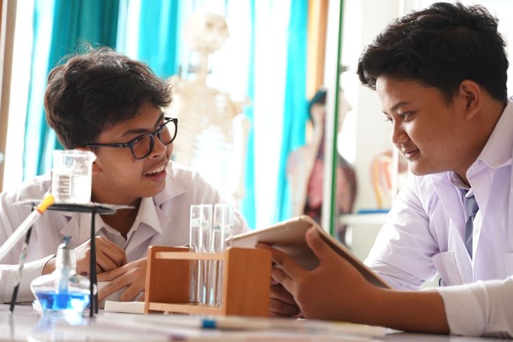 Ilustrasi. PPDB SMK Negeri 2022 di Bali, mulai dari jadwal, link pendaftaran, syarat, dan alur tahapan pendaftaran yang dimulai tanggal 22 Juni 2022.