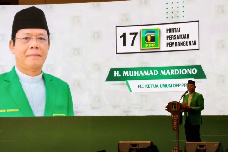 Plt Ketua Umum PPP Mardiono saat pidato pembukaan Rapimnas PPP di Hotel Sultan, Jakarta, Jumat (16/6/2023).