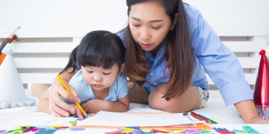 Menitipkan Anak di Daycare, Bagaimana Hukumnya dalam Islam?