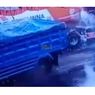 Viral, Video Dump Truk Senggol Truk Tangki Pertamina hingga BBM Tumpah ke Jalan