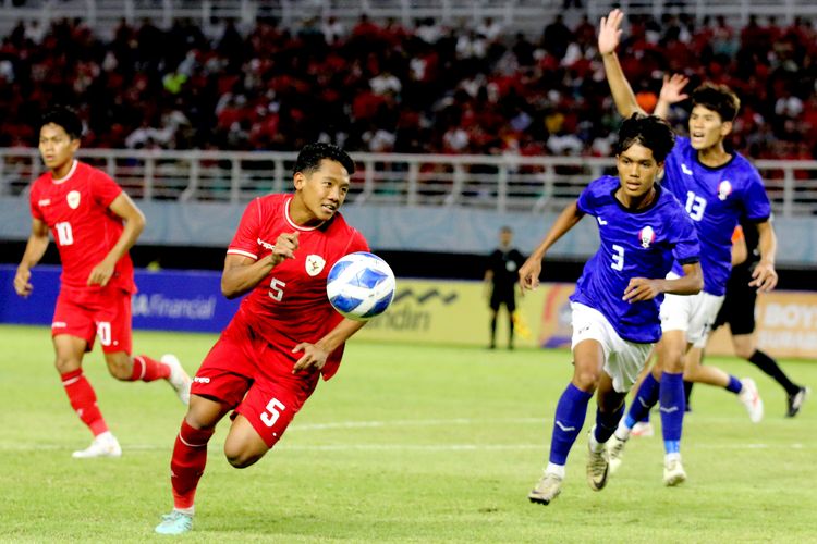 Borneo FC Vs Arema FC: Rencana Huistra untuk Ezzi Buffon