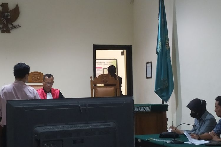 Kuasa hukum MAKI Dwi Nurdiansyah di Pengadilan Negeri Semarang