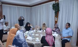 Buka Bersama dengan Janda Pejuang, Rachmat Gobel: Budaya Gorontalo Banyak Lahirkan Tokoh Besar