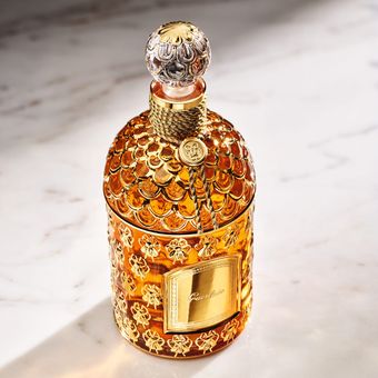 Bee Bottle yang dipakai Guerlain sebagai wadah parfum