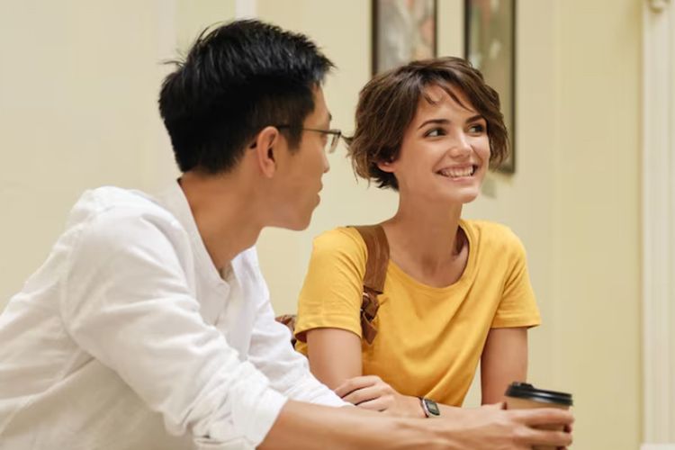 Aries cocok dengan zodiak apa? Simak 6 pasangan paling serasi menurut astrolog dan temukan kecocokan cinta Aries yang ideal.