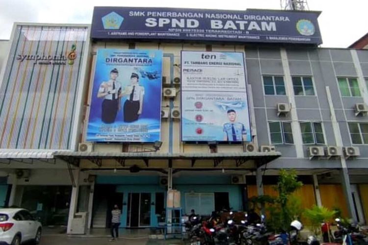 Pihak Sekolah Menegah Kejuruan (SMK) Sekolah Penerbangan Nusantara (SPN) Dirgantara Batam, membantah tindakan pemenjaraan siswa yang terjadi di lingkungan sekolah, seperti laporan dari orang tua siswa terhadap KPPAD Batam, dan KPAI.