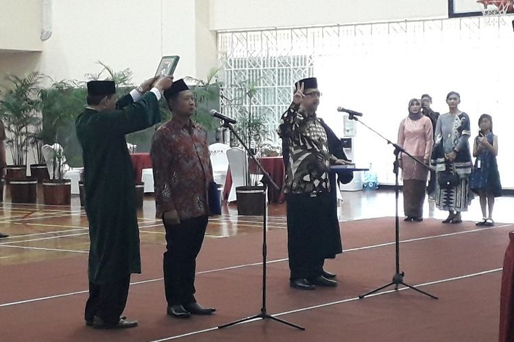 Prosesi pengambilan sumpah dalam pelantikan Sekjen dan Direktur Penuntutan KPK di Gedung Merah Putih KPK, Senin (16/9/2019).