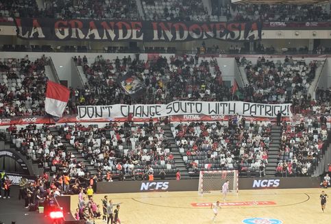 Respons Berkelas Hector Souto soal Spanduk Suporter Singgung Patrick Kluivert