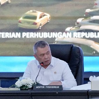 Menteri Perhubungan Dudy Purwagandhi