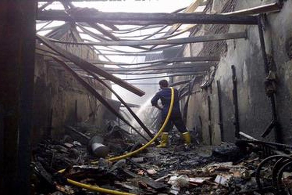 Kebakaran kawasan Pasar Jembatan lima, Tambora, Jakarta. 