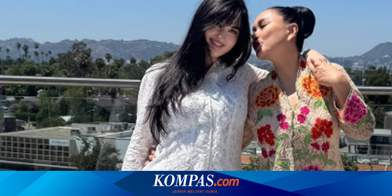 Profil Stephanie Poetri, Penyanyi Lagu "I Love You 3000" yang Resmi Menikah di Los Angeles